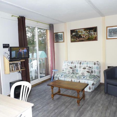 Nouan-le-FuzelierLe Petit Marais N1别墅 外观 照片