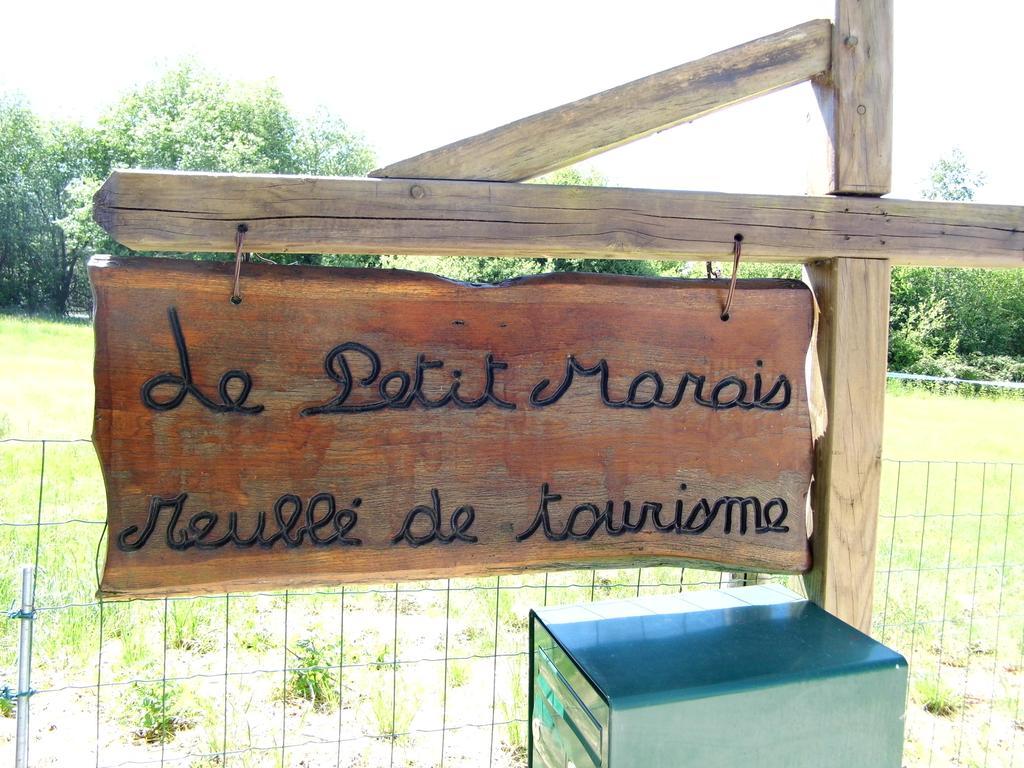 Nouan-le-FuzelierLe Petit Marais N1别墅 外观 照片